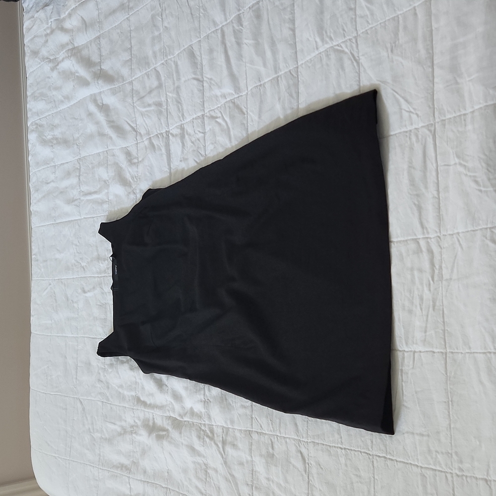 Theory women's little black dress by size 4 new with tags